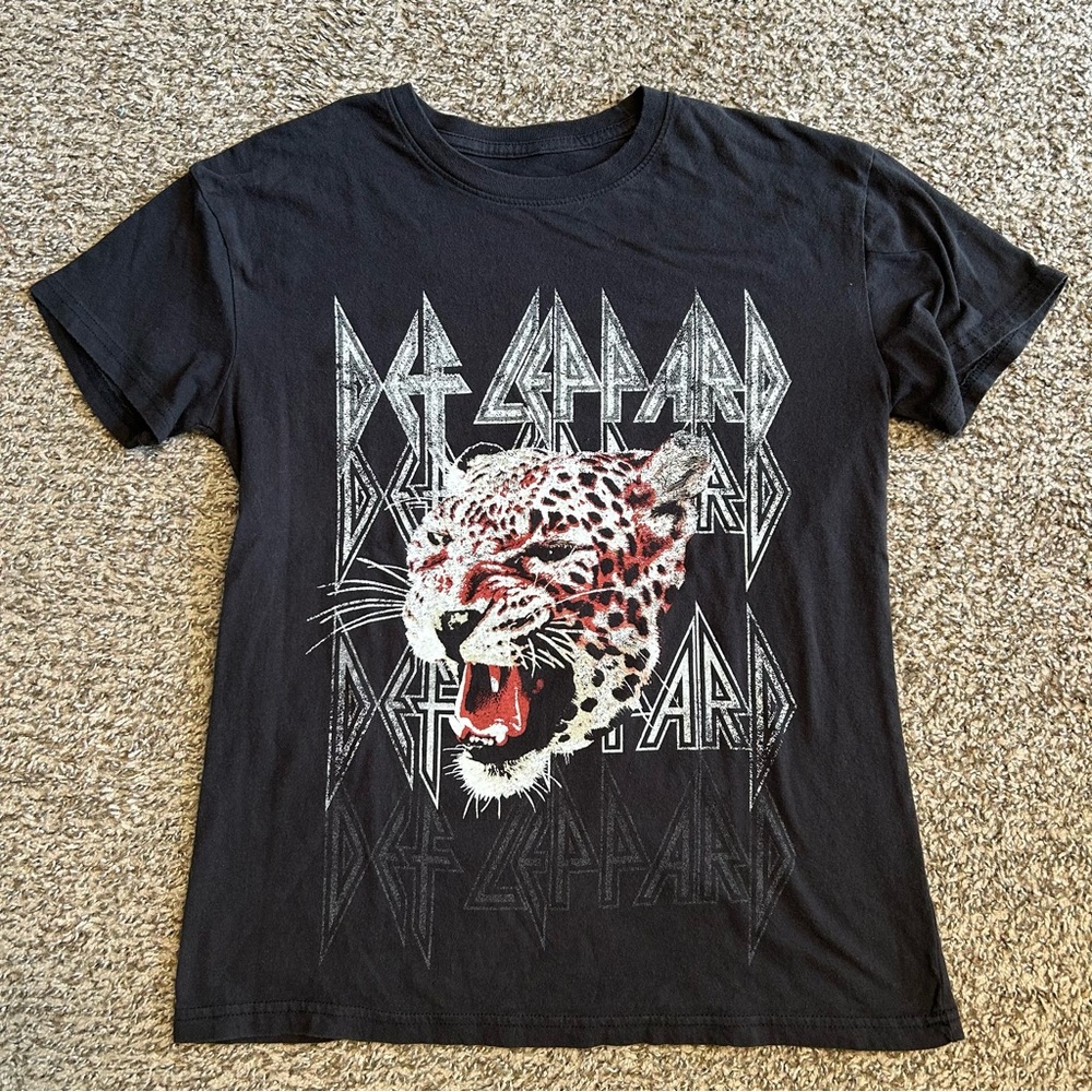 Def Leppard Size SmallBlack Graphic T-Shirt